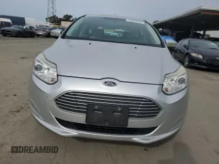 2014 Ford Focus Electric with VIN 1FADP3R47EL264610, listed as a Copart auction lot 45045465 with 94,080 mi miles and Clean title. Bid and sale history available at DreamBid. Image 5.