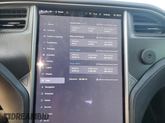2020 Tesla Model S Performance z VIN 5YJSA1E44LF364189, wystawiony jako Copart lot #46700235 z przebiegiem 52 429 mil mil oraz Szkoda całkowita • Salvage title. Historia ofert i sprzedaży dostępna na DreamBid. Obrazek 9.