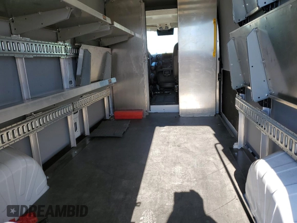 2024 Ram ProMaster Cargo Tradesman with VIN 3C6LRVDG5RE105345, listed as a Copart auction lot 80251084 with 2,440 mi miles and Non Repairable. Bid and sale history available at DreamBid. Image 10.