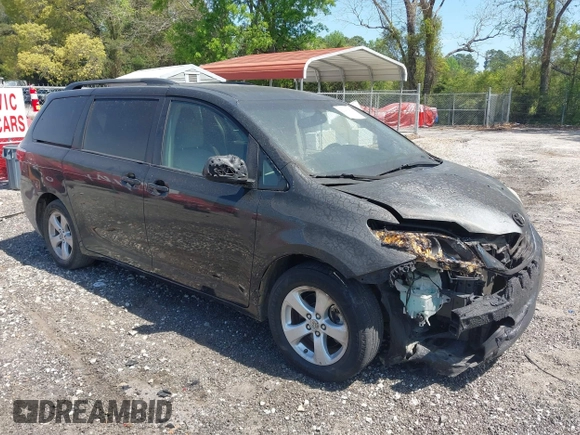 2017 Toyota Sienna LE Auto Access Seat with VIN 5TDKZ3DC5HS780672, listed as a IAAI auction lot 42048279 with 186,781 mi miles and . Bid and sale history available at DreamBid. Image 1.