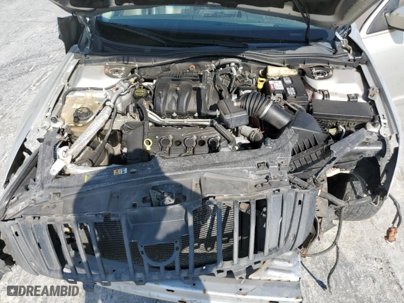 2010 Mercury Milan Premier with VIN 3MEHM0CG4AR641541, listed as a Copart auction lot 80768284 with 123,357 mi miles and Salvage Title. Bid and sale history available at carsss.com. Image 13.