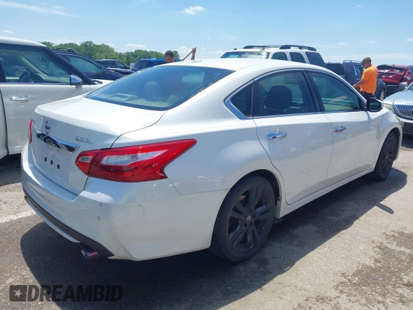 2016 Nissan Altima SL with VIN 1N4BL3AP1GC129036, listed as a IAAI auction lot 42274026 with 125,865 mi miles and . Bid and sale history available at DreamBid. Image 4.