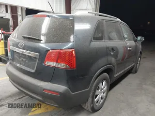 2011 Kia Sorento LX with VIN 5XYKT4A18BG167038, listed as a IAAI auction lot 41625650 with 238,628 mi miles. Bid and sale history available at carsss.com. Image 4.