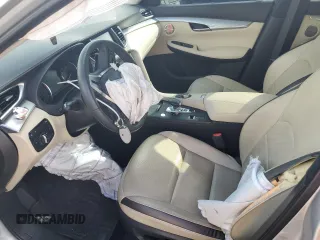 2019 Infiniti QX50 LUXE with VIN 3PCAJ5M15KF108197, listed as a Copart auction lot 68457122 with 31,942 mi miles. Bid and sale history available at carsss.com. Image 7.