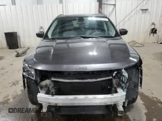 2019 Jeep Compass Altitude with VIN 3C4NJDBB9KT659774, listed as a Copart auction lot 81197214 with 135,196 mi miles and Non repairable. Bid and sale history available at DreamBid. Image 5.