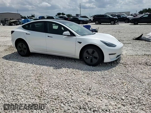 2023 Tesla Model 3 z VIN 5YJ3E1EA1PF608109, wystawiony jako Copart lot #72243744 z przebiegiem 10 165 mil mil oraz Szkoda całkowita • Salvage title. Historia ofert i sprzedaży dostępna na DreamBid. Obrazek 11.
