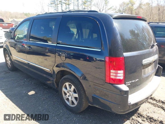 2010 Chrysler Town & Country Touring with VIN 2A4RR5DX1AR267330, listed as a IAAI auction lot 42041615 with 179,171 mi miles. Bid and sale history available at carsss.com. Image 3.