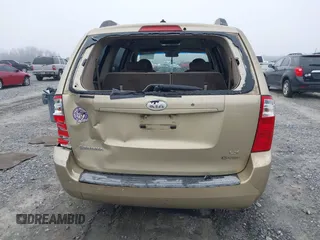 2009 Kia Sedona LX with VIN KNDMB233896309917, listed as a IAAI auction lot 41800176 with 177,329 mi miles. Bid and sale history available at carsss.com. Image 16.