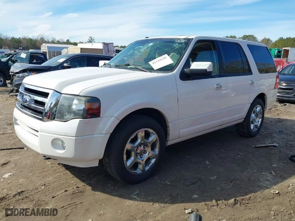 2014 Ford Expedition Limited with VIN 1FMJU2A50EEF22809, listed as a IAAI auction lot 41339349 with 111,455 mi miles. Bid and sale history available at carsss.com. Image 2.