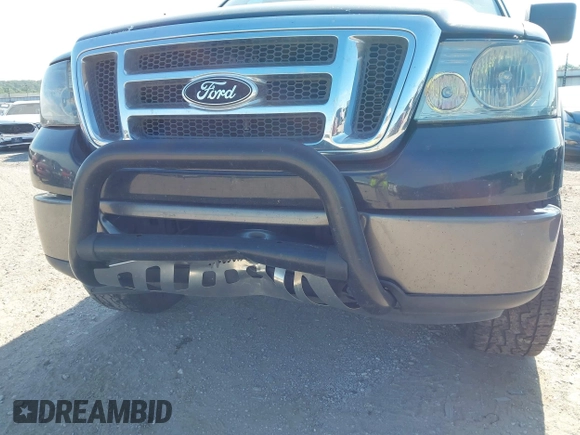 2008 Ford F-150 XLT с VIN 1FTPW14V18KE05809, выставлен на аукционе IAAI как лот 42796595 с пробегом 190 687 миль миль и . История ставок и продаж доступна на DreamBid. Изображение 6.