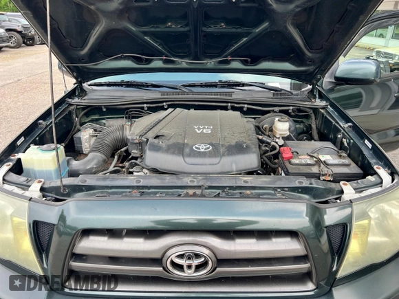 2009 Toyota Tacoma with VIN 3TMMU52N99M009737, listed as a Copart auction lot 60346815 with 216,703 mi miles and Clean title. Bid and sale history available at DreamBid. Image 7.