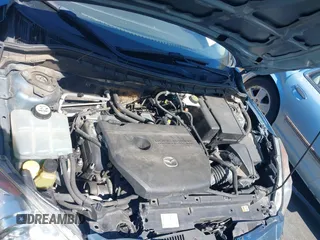 2011 Mazda 3 i Touring with VIN JM1BL1VG0B1498676, listed as a IAAI auction lot 42698676 with 111,719 mi miles and . Bid and sale history available at DreamBid. Image 10.