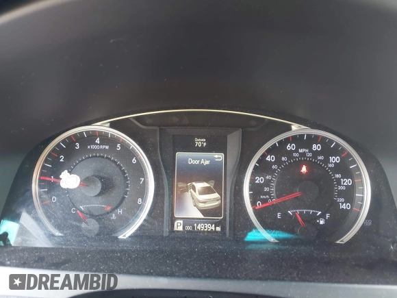 2015 Toyota Camry XLE with VIN 4T1BF1FK6FU497591, listed as a IAAI auction lot 41882658 with 149,394 mi miles and . Bid and sale history available at DreamBid. Image 7.
