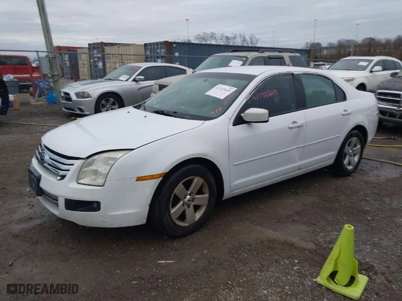 2007 Ford Fusion SE with VIN 3FAHP07167R146612, listed as a IAAI auction lot 41732649 with 237,389 mi miles. Bid and sale history available at carsss.com. Image 2.