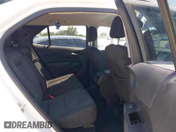 2018 Chevrolet Equinox LT with VIN 2GNAXTEX8J6287398, listed as a IAAI auction lot 42007371 with 140,554 mi miles. Bid and sale history available at carsss.com. Image 8.