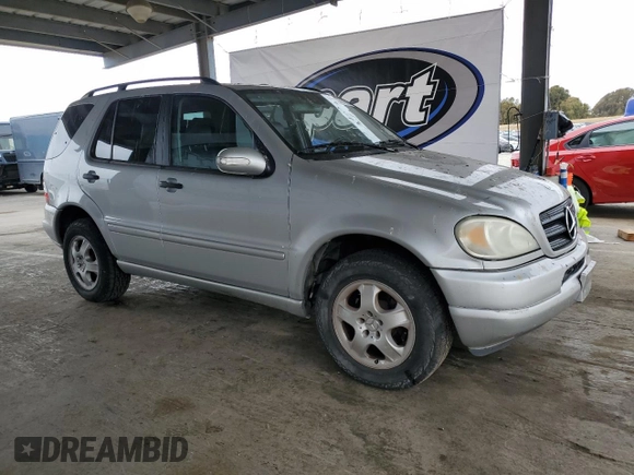 2003 Mercedes-Benz M 350 с VIN 4JGAB57EX3A408318, выставлен на аукционе Copart как лот 53401985 с пробегом 179 045 миль миль и Чистый • Clean title. История ставок и продаж доступна на DreamBid. Изображение 4.
