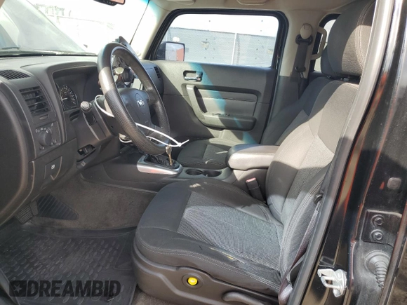 2006 Hummer H3 with VIN 5GTDN136768105601, listed as a Copart auction lot 84706384 with Not Provided miles and Salvage Title. Bid and sale history available at DreamBid. Image 7.