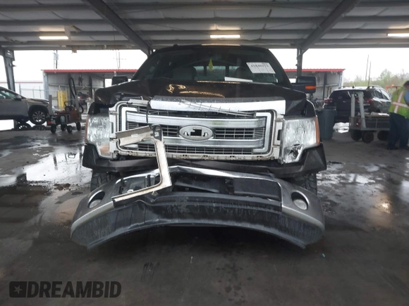 2014 Ford F-150 XL with VIN 1FTFW1CF1EKE50377, listed as a IAAI auction lot 41840173 with 221,366 mi miles. Bid and sale history available at carsss.com. Image 12.