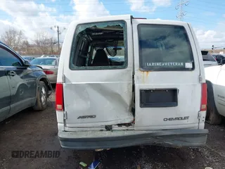 1998 Chevrolet Astro Cargo Van with VIN 1GCDM19WXWB139102, listed as a IAAI auction lot 41540799 with 226,511 mi miles. Bid and sale history available at carsss.com. Image 13.