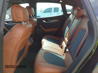 2023 Maserati Levante GT с VIN ZN661XUA0PX439248, выставлен на аукционе IAAI как лот 42020964 с пробегом 10 468 миль миль и . История ставок и продаж доступна на DreamBid. Изображение 8.