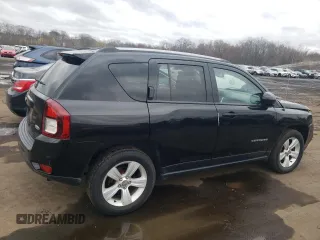 2016 Jeep Compass High Altitude Edition with VIN 1C4NJDEBXGD776207, listed as a Copart auction lot 52576985 with 91,642 mi miles and Salvage Title. Bid and sale history available at carsss.com. Image 3.