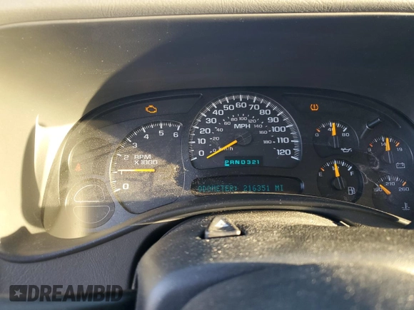 2005 GMC Yukon SLE with VIN 1GKEC13TX5J151930, listed as a Copart auction lot 73030094 with 216,351 mi miles and Clean Title. Bid and sale history available at carsss.com. Image 9.