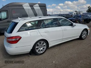 2013 Mercedes-Benz E 350 Luxury with VIN WDDHH8JB5DA727389, listed as a Copart auction lot 57902465 with 81,507 mi miles and Salvage title. Bid and sale history available at DreamBid. Image 3.