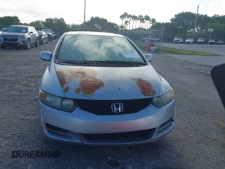 2008 Honda Civic Cpe LX with VIN 2HGFG126X8H549596, listed as a IAAI auction lot 41944130 with 116,336 mi miles. Bid and sale history available at carsss.com. Image 6.