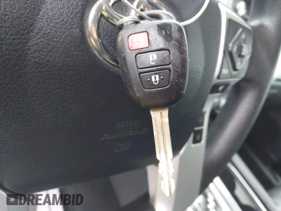 2018 Toyota Tundra SR5 z VIN 5TFDW5F16JX752629, wystawiony jako IAAI lot #41546196 z przebiegiem 105 247 mil mil oraz . Historia ofert i sprzedaży dostępna na DreamBid. Obrazek 11.
