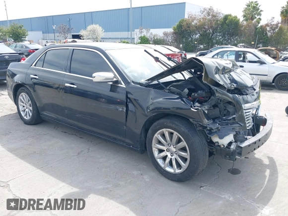 2012 Chrysler 300 Limited with VIN 2C3CCACG5CH289013, listed as a IAAI auction lot 41847824 with 193,302 mi miles. Bid and sale history available at carsss.com. Image 1.