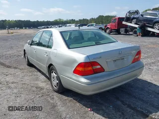 2002 Lexus LS 430 with VIN JTHBN30F320069864, listed as a IAAI auction lot 41933410 with 215,452 mi miles and . Bid and sale history available at DreamBid. Image 3.