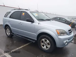 2005 Kia Sorento LX with VIN KNDJD733655414658, listed as a IAAI auction lot 41343882 with 1 mi miles. Bid and sale history available at carsss.com. Image 1.