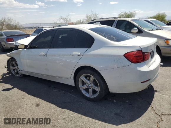 2015 BMW 3 Series 328i xDrive z VIN WBA3B5C51FF963567, wystawiony jako Copart lot #64093335 z przebiegiem 113 224 mil mil oraz Szkoda całkowita • Salvage title. Historia ofert i sprzedaży dostępna na DreamBid. Obrazek 2.