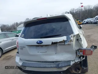 2018 Subaru Forester Touring z VIN JF2SJAWC0JH435392, wystawiony jako IAAI lot #41584762 z przebiegiem 92 151 mil mil oraz . Historia ofert i sprzedaży dostępna na DreamBid. Obrazek 16.