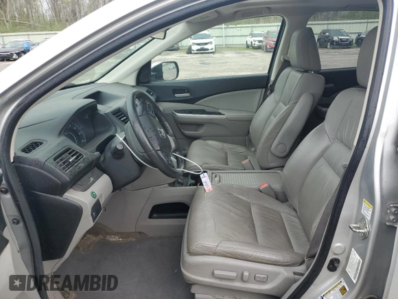 2013 Honda CR-V EX-L z VIN 2HKRM4H72DH623469, wystawiony jako Copart lot #56840385 z przebiegiem 137 287 mil mil oraz Szkody całkowita. Historia ofert i sprzedaży dostępna na DreamBid. Obrazek 7.