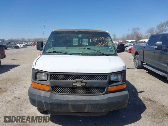 2008 Chevrolet Express Cargo Van with VIN 1GCGG25C381184266, listed as a IAAI auction lot 41833807 with 472,299 mi miles. Bid and sale history available at carsss.com. Image 12.