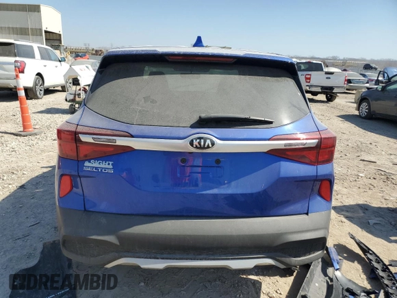 2021 Kia Seltos LX with VIN KNDEPCAA0M7094016, listed as a Copart auction lot 48897645 with 31,332 mi miles and Salvage Title. Bid and sale history available at carsss.com. Image 6.