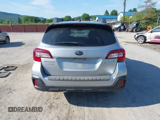 2018 Subaru Outback Premium с VIN 4S4BSACC2J3301086, выставлен на аукционе IAAI как лот 42380810 с пробегом 193 973 миль миль и . История ставок и продаж доступна на DreamBid. Изображение 17.