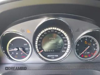 2010 Mercedes-Benz C 63 AMG with VIN WDDGF7HB9AF438001, listed as a IAAI auction lot 42163284 with 105,544 mi miles and . Bid and sale history available at carsss.com. Image 7.