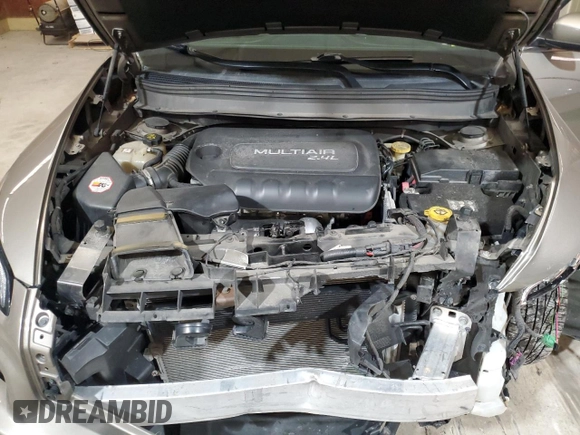 2016 Jeep Cherokee Latitude z VIN 1C4PJMCB4GW270663, wystawiony jako Copart lot #62411505 z przebiegiem 109 787 mil mil oraz Szkoda całkowita • Salvage title. Historia ofert i sprzedaży dostępna na DreamBid. Obrazek 12.