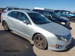2010 Ford Fusion SE with VIN 3FAHP0HA0AR238417, listed as a IAAI auction lot 41994047 with 173,421 mi miles. Bid and sale history available at carsss.com. Image 1.