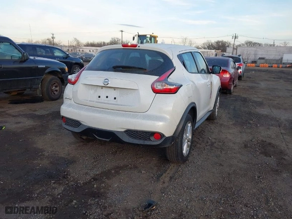 2016 Nissan Juke S with VIN JN8AF5MR6GT606098, listed as a IAAI auction lot 41466709 with 83,961 mi miles. Bid and sale history available at carsss.com. Image 4.