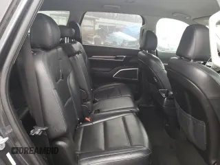 2020 Kia Telluride LX with VIN 5XYP24HC5LG043570, listed as a Copart auction lot 45135135 with 69,634 mi miles and Salvage Title. Bid and sale history available at carsss.com. Image 12.