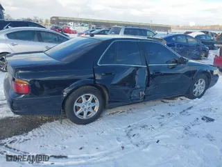 2004 Cadillac Seville Luxury SLS with VIN 1G6KS54Y34U152341, listed as a IAAI auction lot 41299249 with 231,034 mi miles. Bid and sale history available at carsss.com. Image 13.