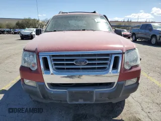 2010 Ford Explorer Sport Trac XLT z VIN 1FMEU3BE8AUA29286, wystawiony jako Copart lot #51973415 z przebiegiem 151 691 mil mil oraz Szkody całkowita. Historia ofert i sprzedaży dostępna na DreamBid. Obrazek 5.