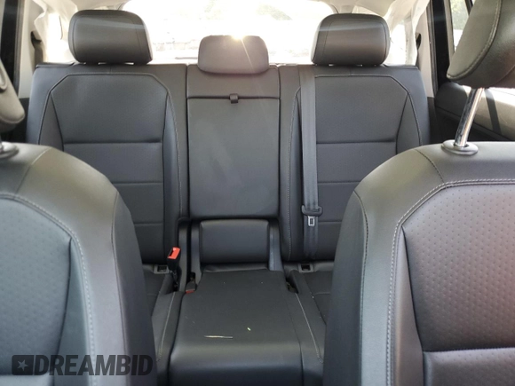 2019 Volkswagen Tiguan SE with VIN 3VV3B7AX9KM012693, listed as a Copart auction lot 59565615 with 137,276 mi miles and Salvage title. Bid and sale history available at DreamBid. Image 10.