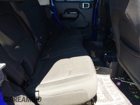 2019 Jeep Wrangler Unlimited Sport Altitude with VIN 1C4HJXDG6KW639189, listed as a IAAI auction lot 42044653 with 79,250 mi miles and . Bid and sale history available at DreamBid. Image 8.