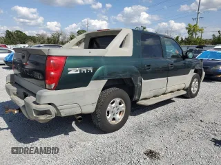 2002 Chevrolet Avalanche with VIN 3GNEC13T72G217883, listed as a Copart auction lot 52378085 with 140,300 mi miles and Salvage Title. Bid and sale history available at carsss.com. Image 3.