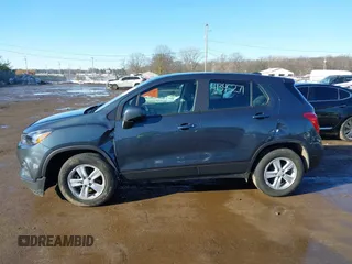 2021 Chevrolet Trax LS with VIN KL7CJKSB2MB303227, listed as a IAAI auction lot 41345271 with 51,801 mi miles. Bid and sale history available at carsss.com. Image 14.