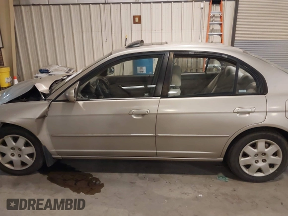 2001 Honda Civic EX with VIN 2HGES26721H540996, listed as a IAAI auction lot 41101380 with 188,415 mi miles. Bid and sale history available at carsss.com. Image 14.